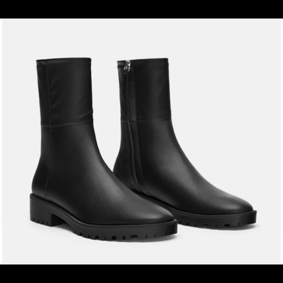 Zara Shoes - Zara boots sz 7.5 black 6161/301